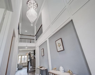 7597 Sanctuary Drive - Photo Thumbnail 6