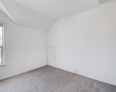 7597 Sanctuary Drive - Photo Thumbnail 35