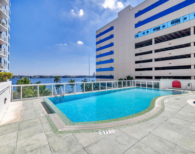 1551 N Flagler Drive - Photo Thumbnail 17