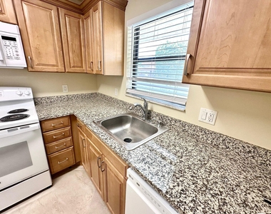 21904 Lake Forest Circle - Photo Thumbnail 1