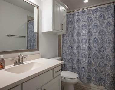 2351 Waterford Way - Photo Thumbnail 22
