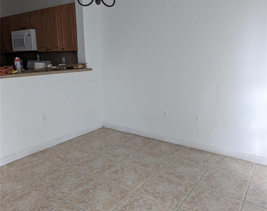 2551 Se 16th Terrace - Photo Thumbnail 2