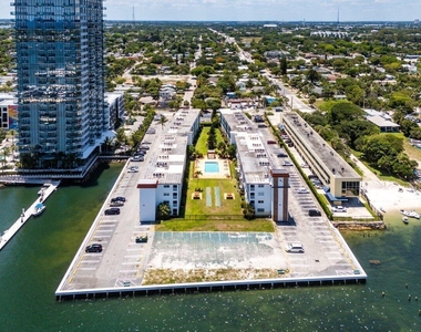 4500 N Flagler Drive - Photo Thumbnail 11