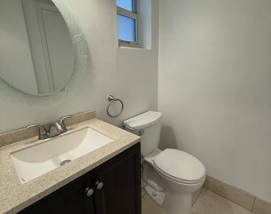 4500 N Flagler Drive - Photo Thumbnail 8