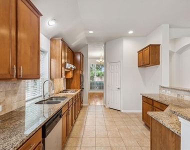 8447 Firewheel Lane - Photo Thumbnail 6