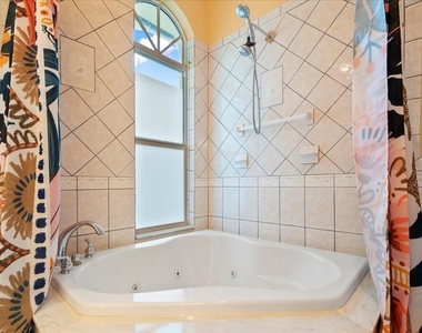 72 Waterway Road - Photo Thumbnail 24