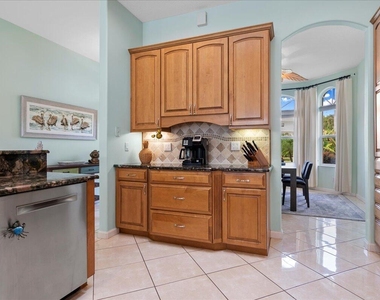 72 Waterway Road - Photo Thumbnail 5