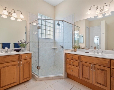 72 Waterway Road - Photo Thumbnail 18