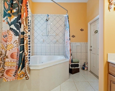72 Waterway Road - Photo Thumbnail 23