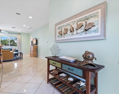 72 Waterway Road - Photo Thumbnail 7