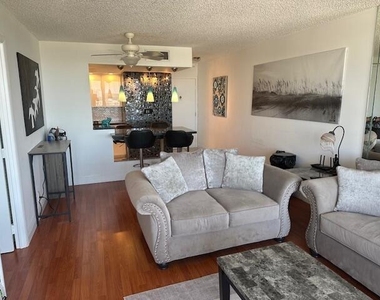 531 N Ocean Boulevard - Photo Thumbnail 3