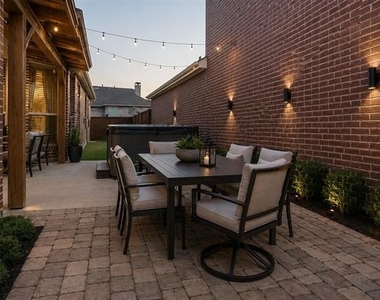 4624 Duval Drive - Photo Thumbnail 16