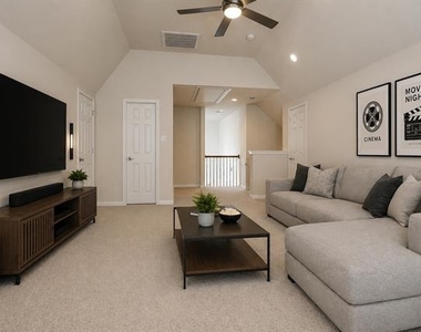 4624 Duval Drive - Photo Thumbnail 12