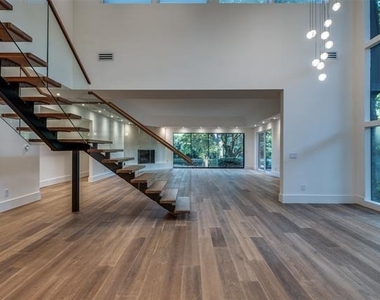 12002 Timberlake Court - Photo Thumbnail 2