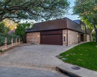 12002 Timberlake Court - Photo Thumbnail 22