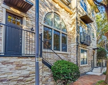 5709 Lunsford Road - Photo Thumbnail 1