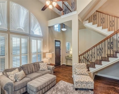 5709 Lunsford Road - Photo Thumbnail 3