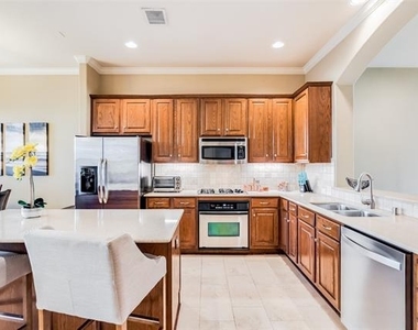 5709 Lunsford Road - Photo Thumbnail 11