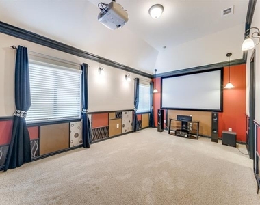 7778 Amberdale Lane - Photo Thumbnail 14
