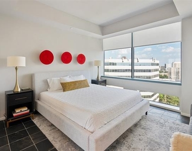 3111 Welborn Street - Photo Thumbnail 19