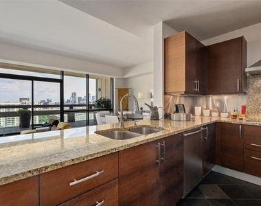 3111 Welborn Street - Photo Thumbnail 12