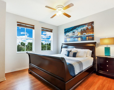 11021 Legacy Lane - Photo Thumbnail 8