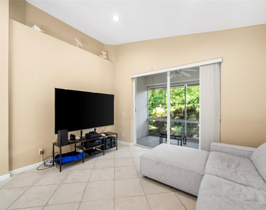 5021 S La Sedona Circle - Photo Thumbnail 4