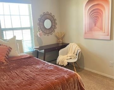 408 Westpark Drive - Photo Thumbnail 2