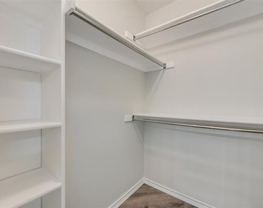 109 Brockway Drive - Photo Thumbnail 10
