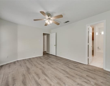 109 Brockway Drive - Photo Thumbnail 11