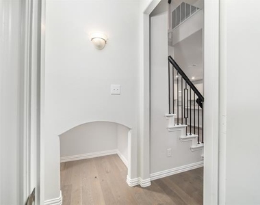 1820 Briar Rose Drive - Photo Thumbnail 29