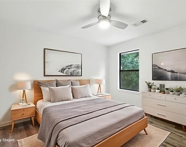 2902 Panhandle Drive - Photo Thumbnail 24