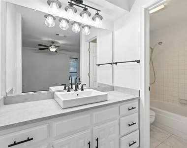 2902 Panhandle Drive - Photo Thumbnail 19