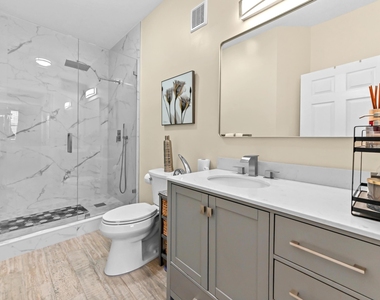 3043 Grandiflora Drive - Photo Thumbnail 14