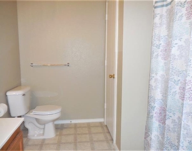 3617 Andalusian Drive - Photo Thumbnail 15