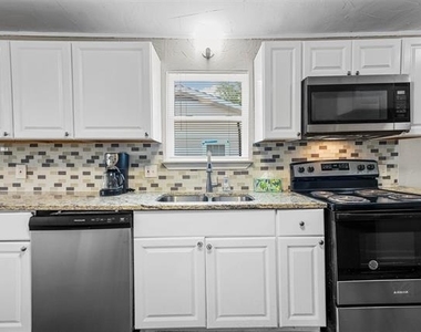 2717 Townsend Drive - Photo Thumbnail 32
