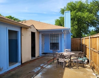 3320 Green Ridge Street - Photo Thumbnail 15