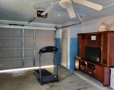 3320 Green Ridge Street - Photo Thumbnail 16