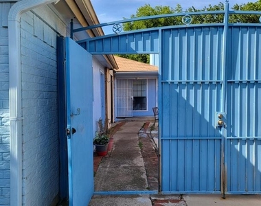3320 Green Ridge Street - Photo Thumbnail 13