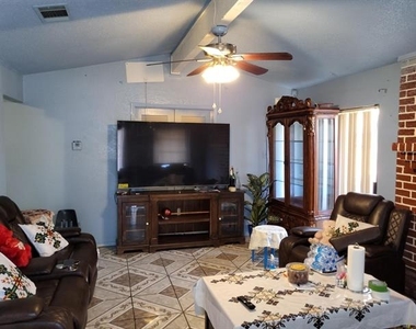 3320 Green Ridge Street - Photo Thumbnail 1