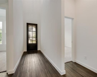 15543 Fringe Tree Road - Photo Thumbnail 7