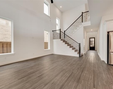 15543 Fringe Tree Road - Photo Thumbnail 2