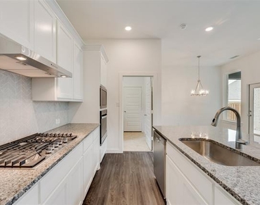 15543 Fringe Tree Road - Photo Thumbnail 5