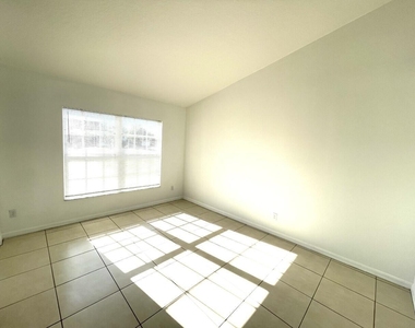1061 Sw Coleman Avenue - Photo Thumbnail 1