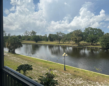 3740 Inverrary Drive - Photo Thumbnail 2