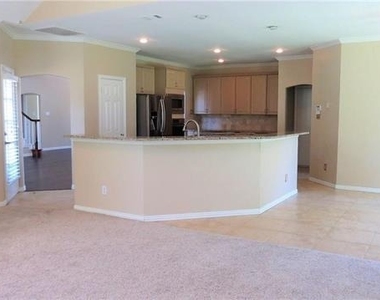 109 Belmont Place Circle - Photo Thumbnail 5