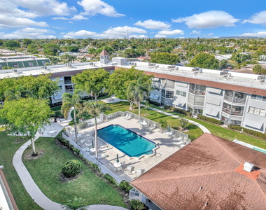 400 Se 10th Street - Photo Thumbnail 25