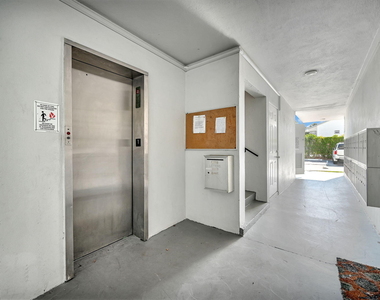 400 Se 10th Street - Photo Thumbnail 21