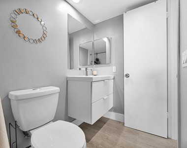 400 Se 10th Street - Photo Thumbnail 8
