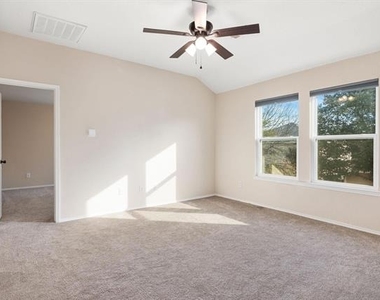 13236 Ridgepointe Road - Photo Thumbnail 4